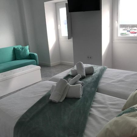 Apartamento Vista Al Puerto De 菲尼斯特雷 外观 照片